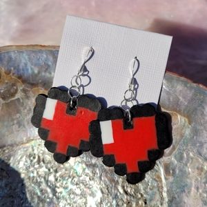 Cute Retro Life Zelda Hearts Hanging Earrings